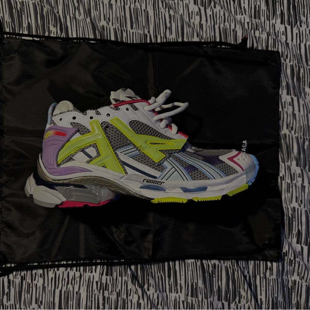 Balenciaga 7.0 runners